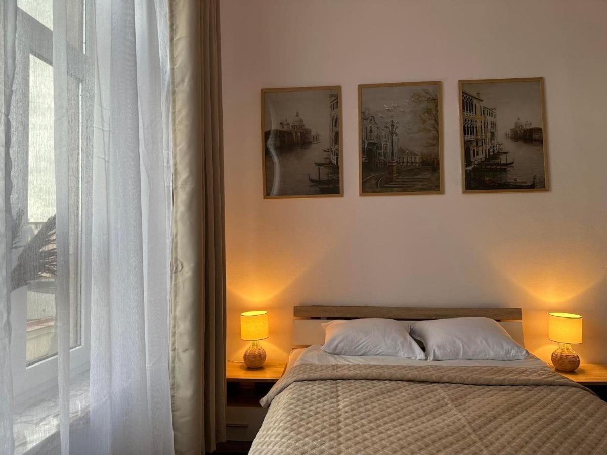 Apartament Piaskowy Kollataja Tomaszów Mazowiecki エクステリア 写真